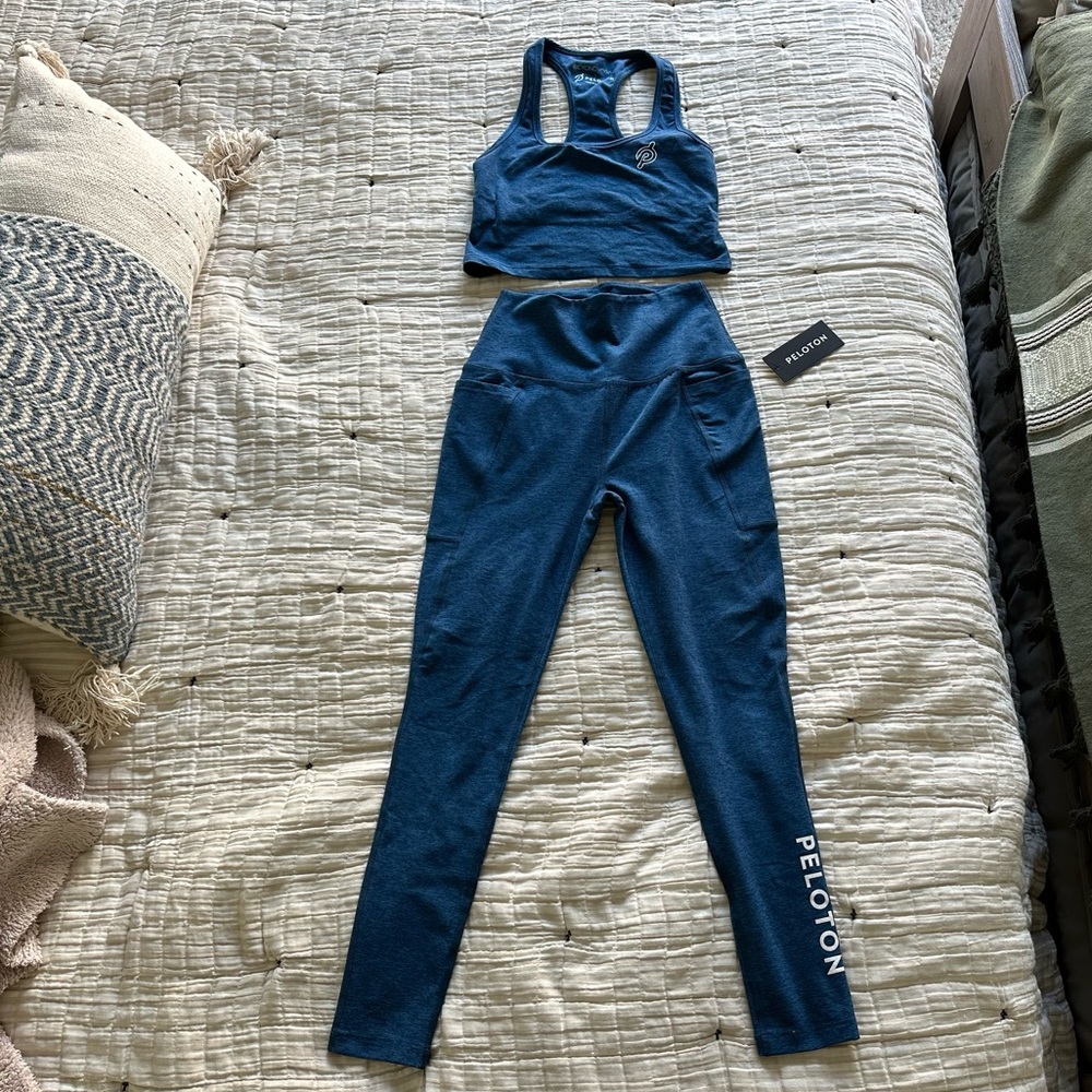 Beyond Yoga Peloton set size M